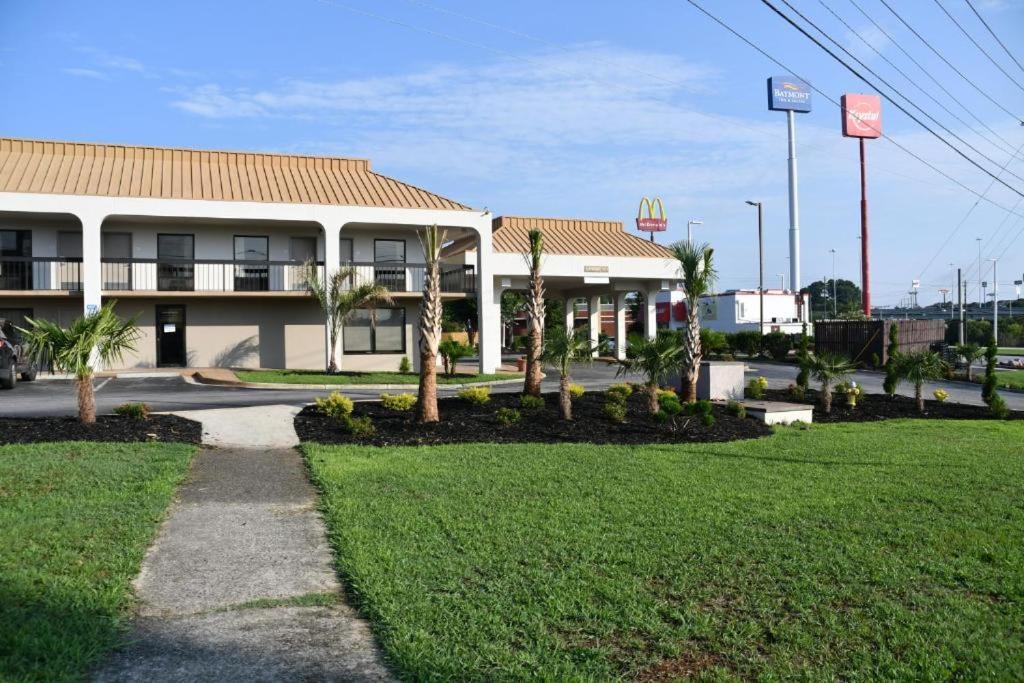 เบย์มอนต์ บาย วินด์แฮม เมคอน I-75 Motel ภายนอก รูปภาพ